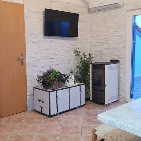 Sea Hideaway Apartament